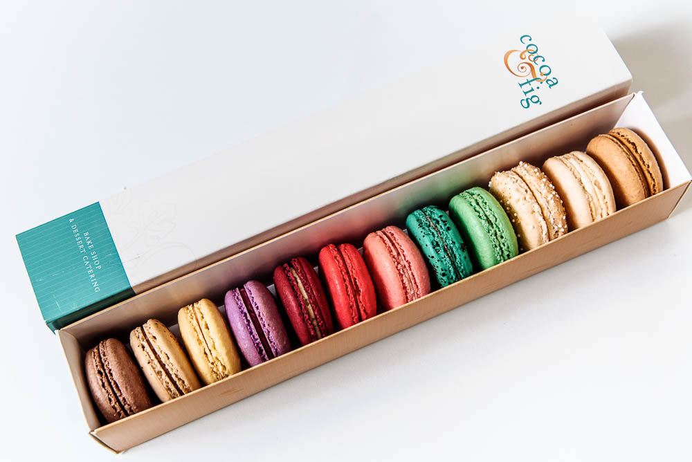 French Macaron Assortment – Cocoa & Fig
