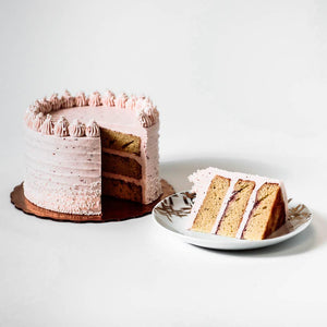Cocoa and Fig Strawberry Champagne Cake