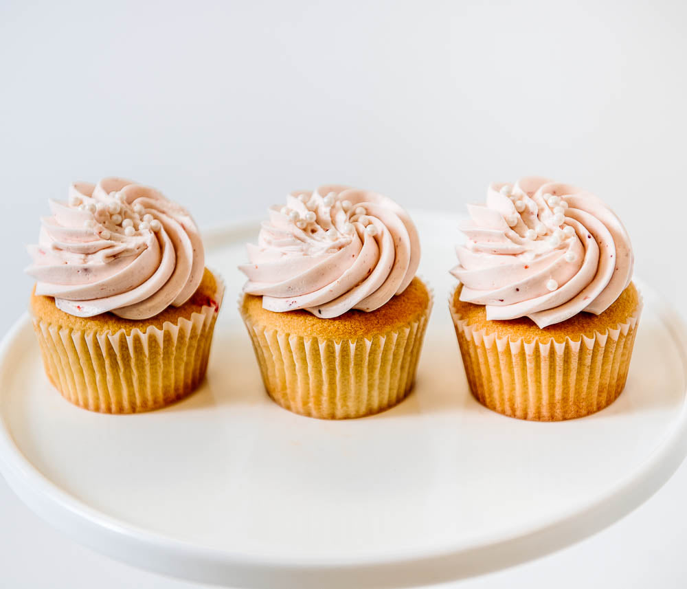 Cocoa and Fig Strawberry Champagne Cupcake
